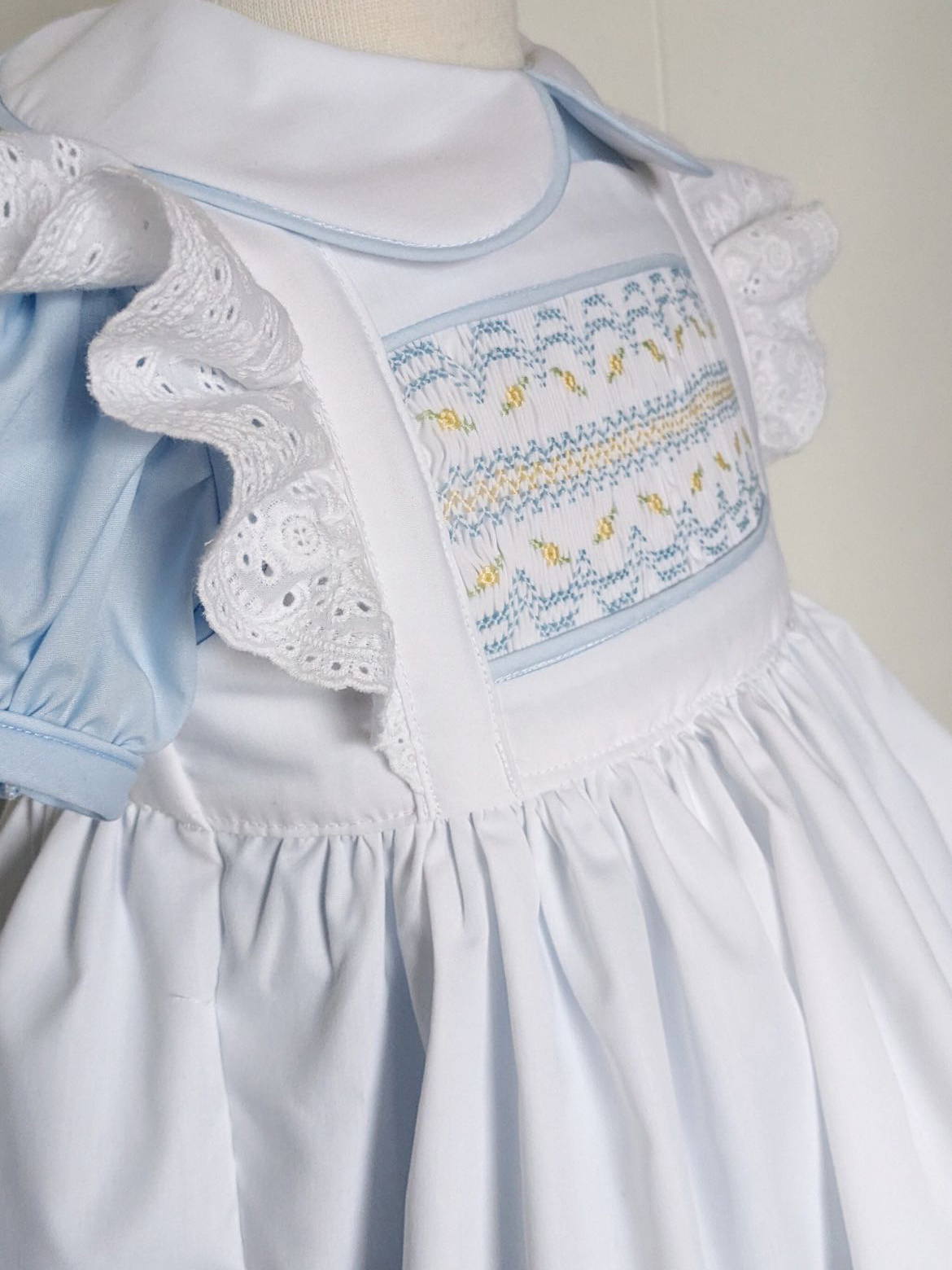 0-12Y Baby Girl White Smocked  - Baby Clothing Dresser ulasan dan harga